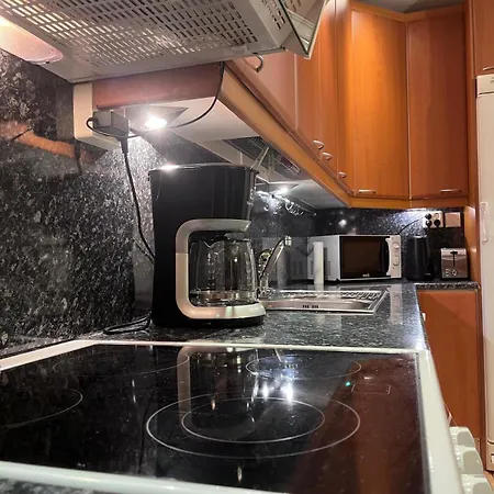 Apartamento Pieksaemaeellae Saunallinen Kaksio Rivitalossa *